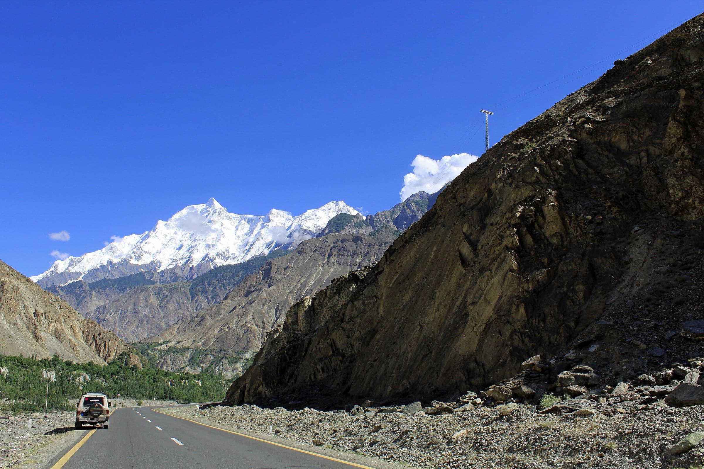 Khunjerab Pass — photograph by Fareehaz